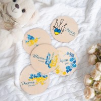 Карточки по месяцам для фотосессии малышей с дизайном "Украина", дерево